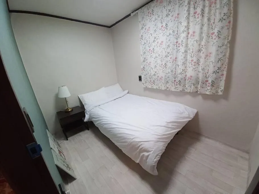 סיאול Mokdong Rodeo 3 Room
