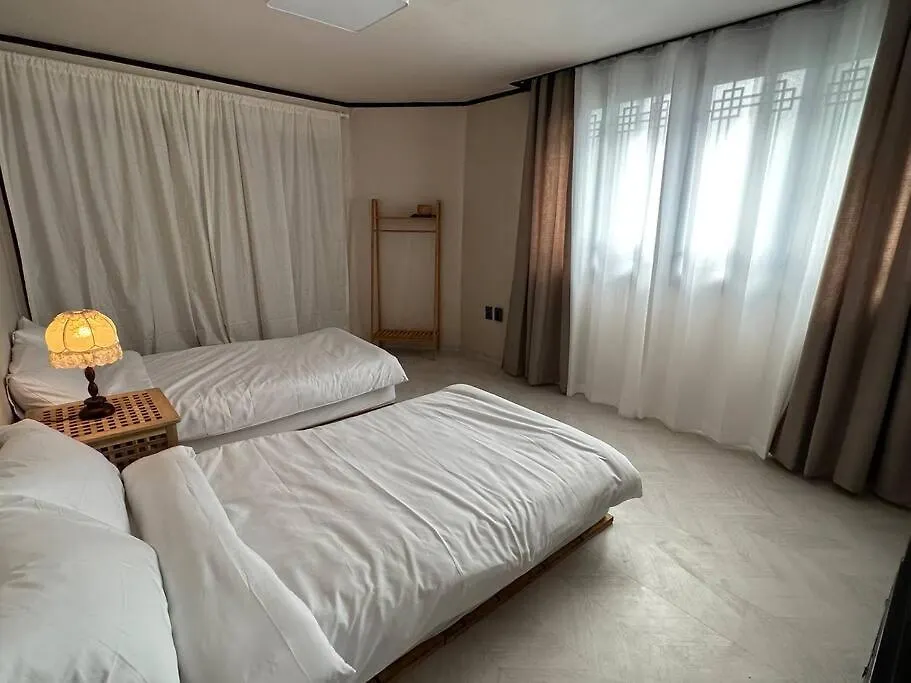 Mokdong Rodeo 3 Room Seoul 0*,  South Korea